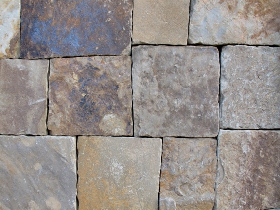 Bay Harbor Stone Leelanau Castle Rock Color Swatch (1)